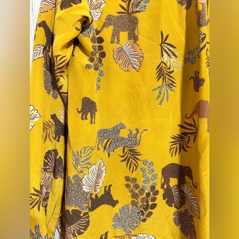 Johnny Was 100% Silk Taly Safari Printed Tunic Blouse Top High Low Hem SZ Small - Picture 9 of 13